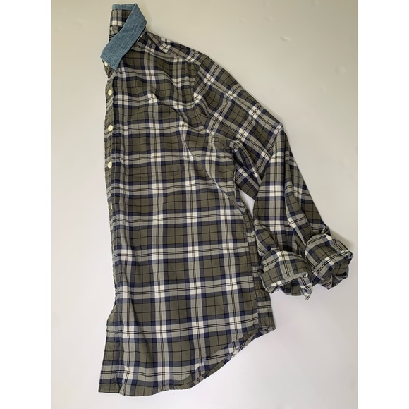 Abercrombie & Fitch Button Down Shirt - LARGE - Picture 4 of 6
